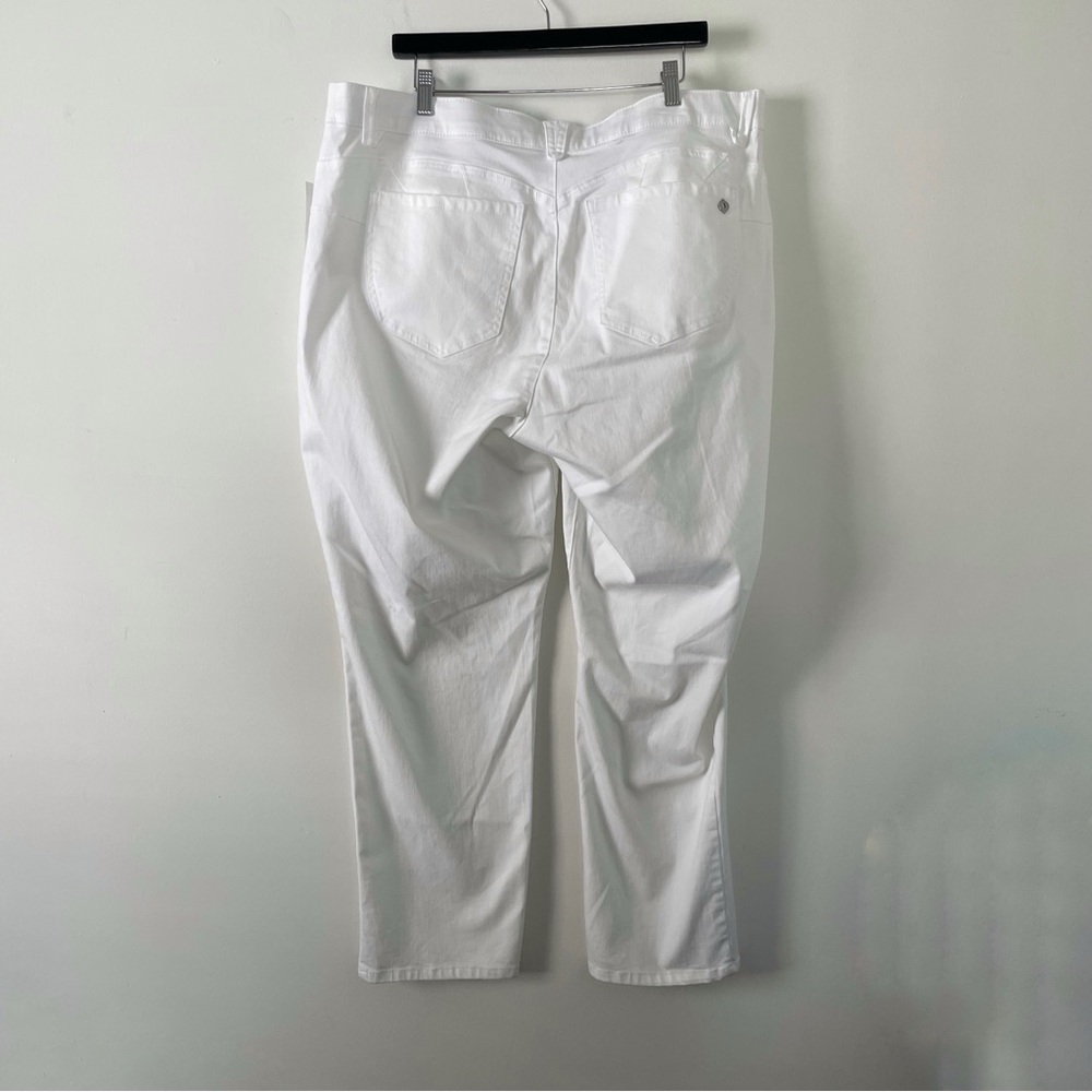 NWT New Democracy Optic White Absolution Straight Leg Core Essential Jeans 20 - Picture 2 of 5